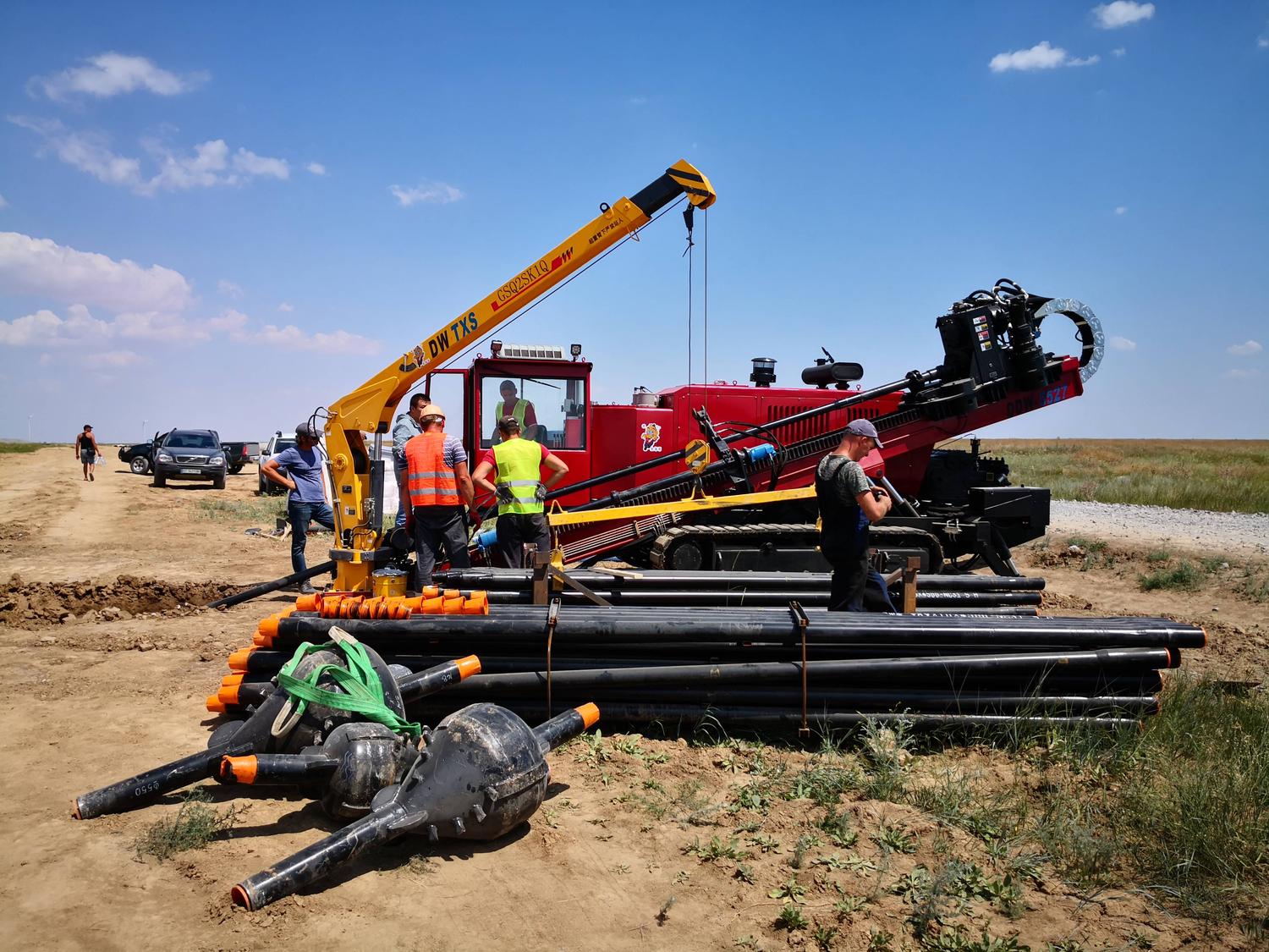 德威土行孫鑽機進軍烏克蘭市場 (1).jpg